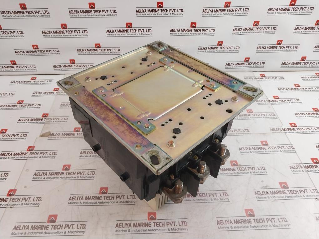 Mitsubishi S-n600 Magnetic Contactor 660A 50/60Hz
