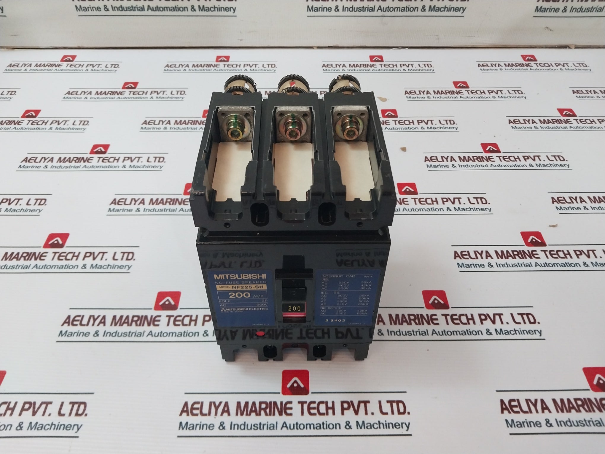 Mitsubishi Electric Nf225-sh No-fuse Breaker 200 Amp Ac 660V