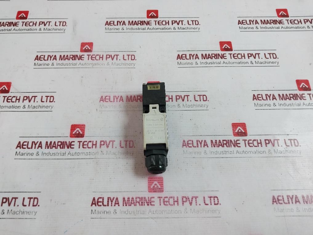 Moeller At0-02-1-zb Mechanical Interlock Switch 4000V Ip65 Iec 947/En 60 947