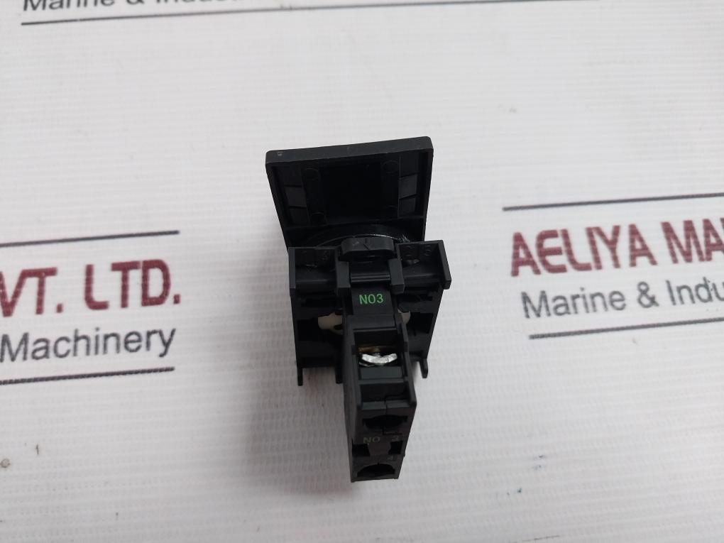 Moeller M22-k10 Key-operated Selector Switch Iec/En 60947 6Kv 500V
