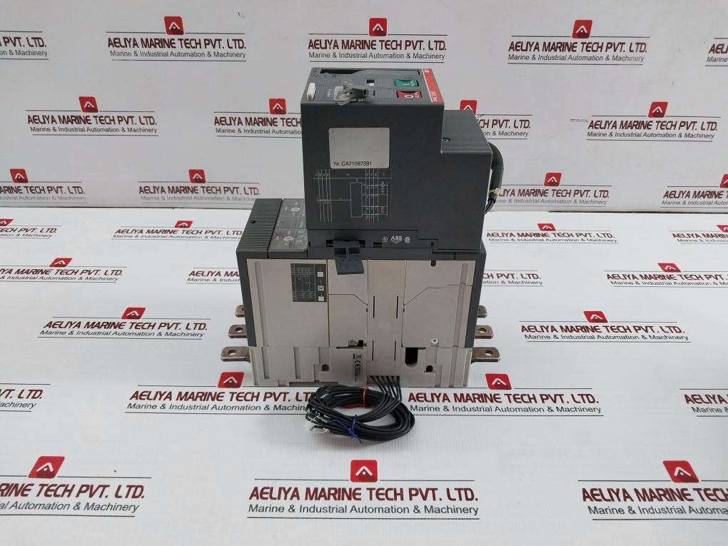 Moulded Case Circuit Breaker Breaking With Accessories Abb Sace Tmax T4V 250