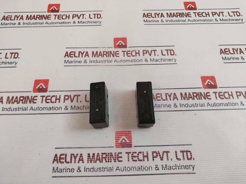 Lot Of 3X Mp 2101Y4 Micro Switch 380V