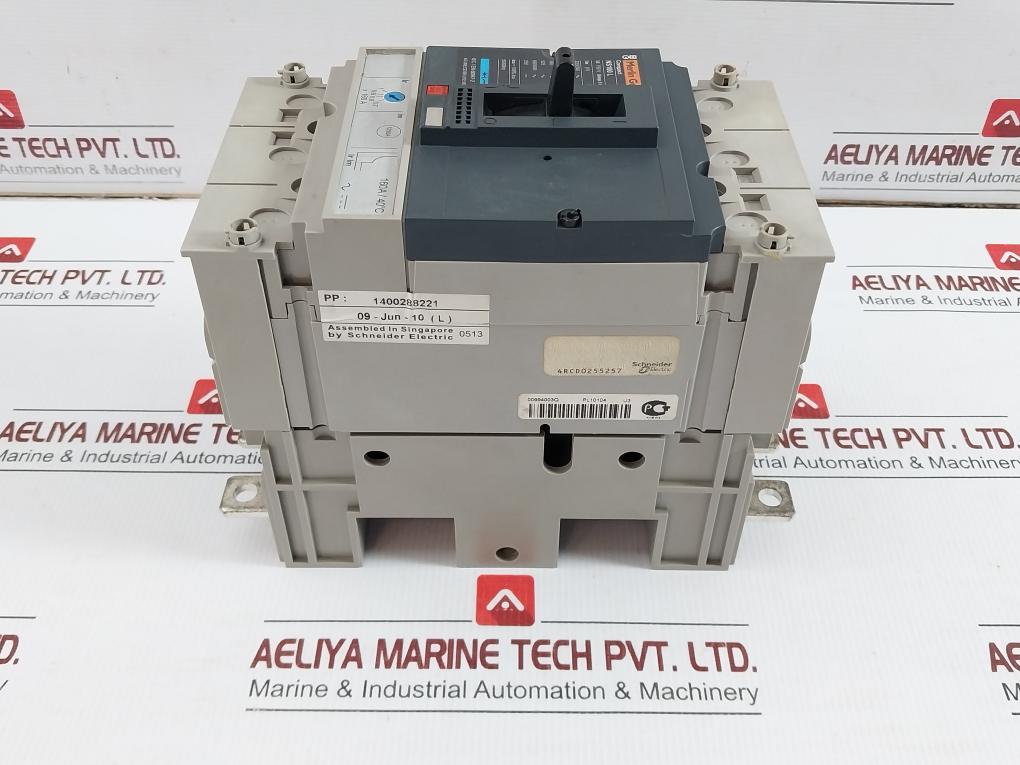 NS100-L-Merlin-Gerin-Schneider-Electric-50-60Hz-Compact-Circuit-Breaker-210663-7