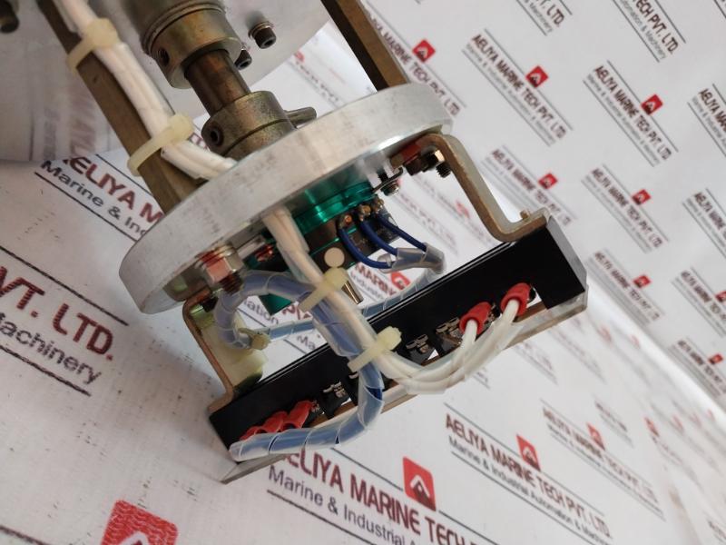 Nabco Ml-11 Electric Propeller Shaft Revolution Indicator 50-60 Hz
