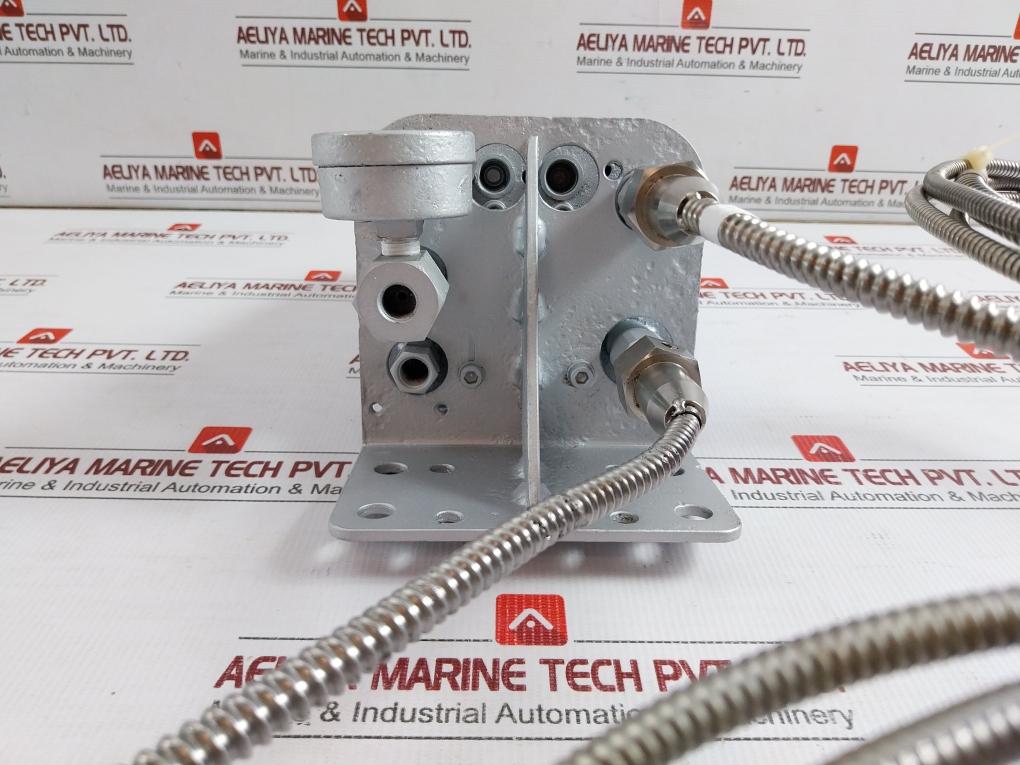 Nagano-Keiki-Pneumatic-Pressure-Transmitter-1-3-1-5-Kgf-Cm2-2-8-Meter-Ke-22-13