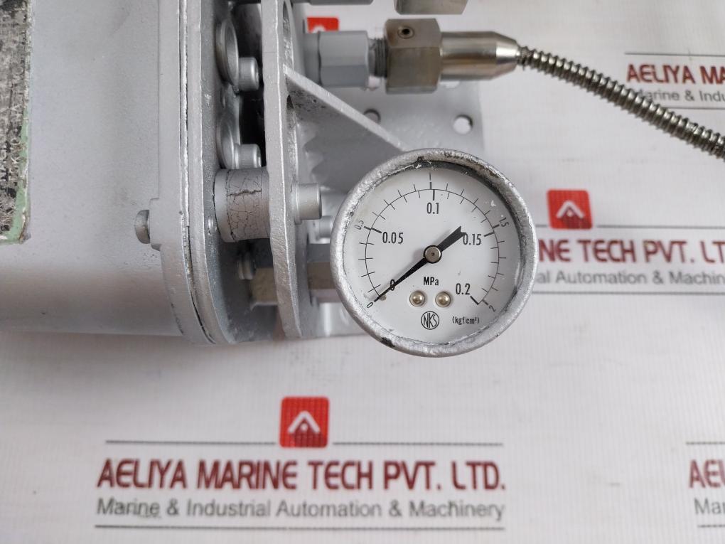 Nagano-Keiki-Pneumatic-Pressure-Transmitter-1-3-1-5-Kgf-Cm2-2-8-Meter-Ke-22-14