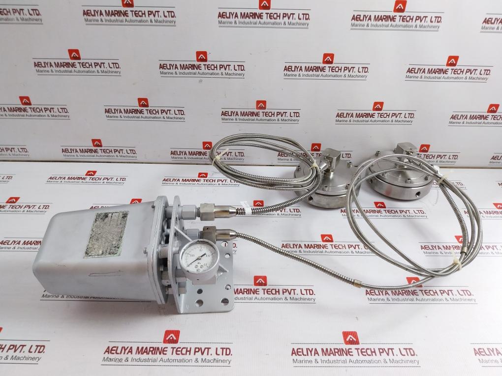 Nagano-Keiki-Pneumatic-Pressure-Transmitter-1-3-1-5-Kgf-Cm2-2-8-Meter-Ke-22-6