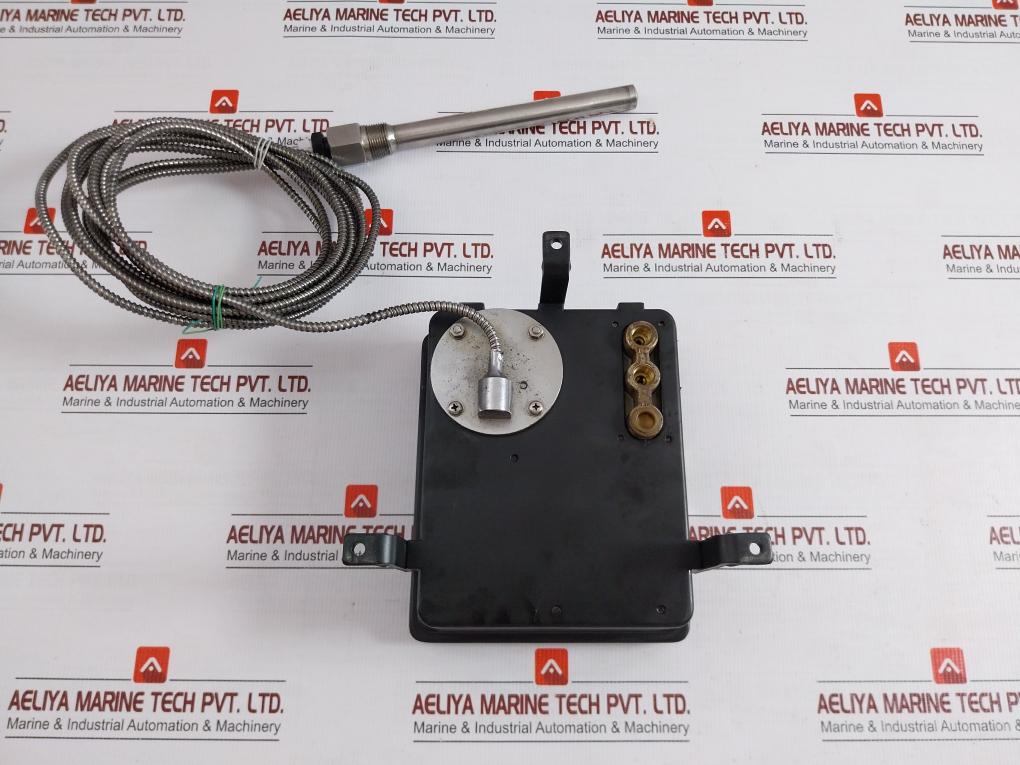 Nakakita Seisakusho Temperature Controller 1.4 Kgf/Cm2 Nstm732