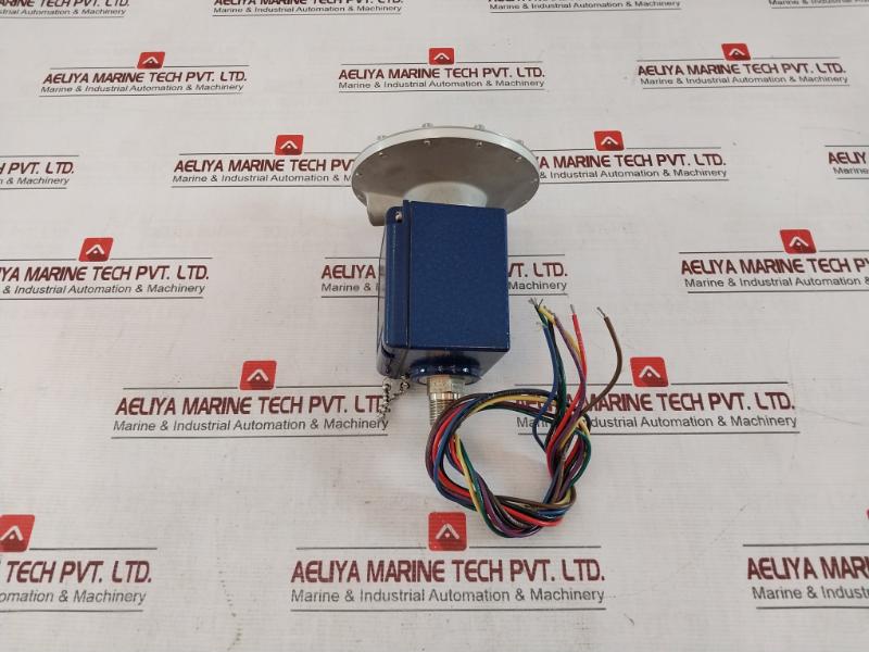 Neo-dyn 142P 142P82Cc6418 Adjustable Pressure Switch 0.5-5 Psi Ip66 057-0771