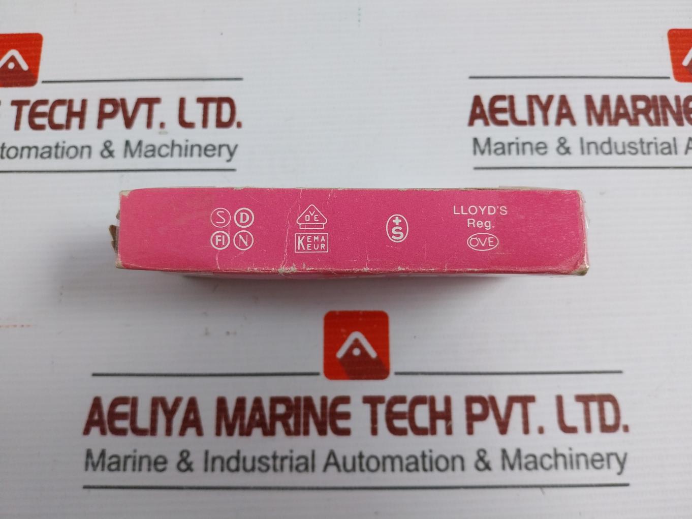 New Condition Fuse Links By Ifo Electric 2A (1 Box=4 Pieces)