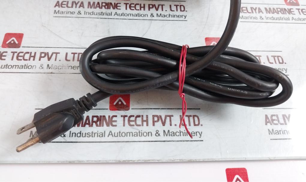 Newmar 115-12-35A Regulated Linear Dc Power Supply