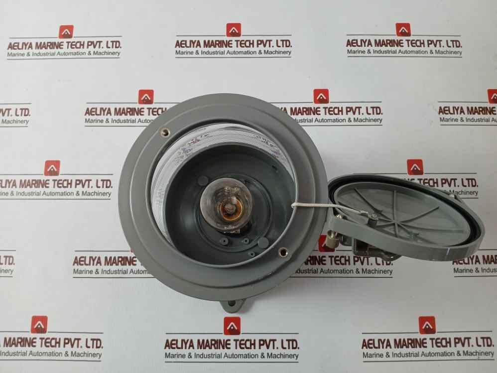 Nippon Sento Nb-aw1 Navigation White Light Class 1 Range Of Visibility Kn40W 3Nm