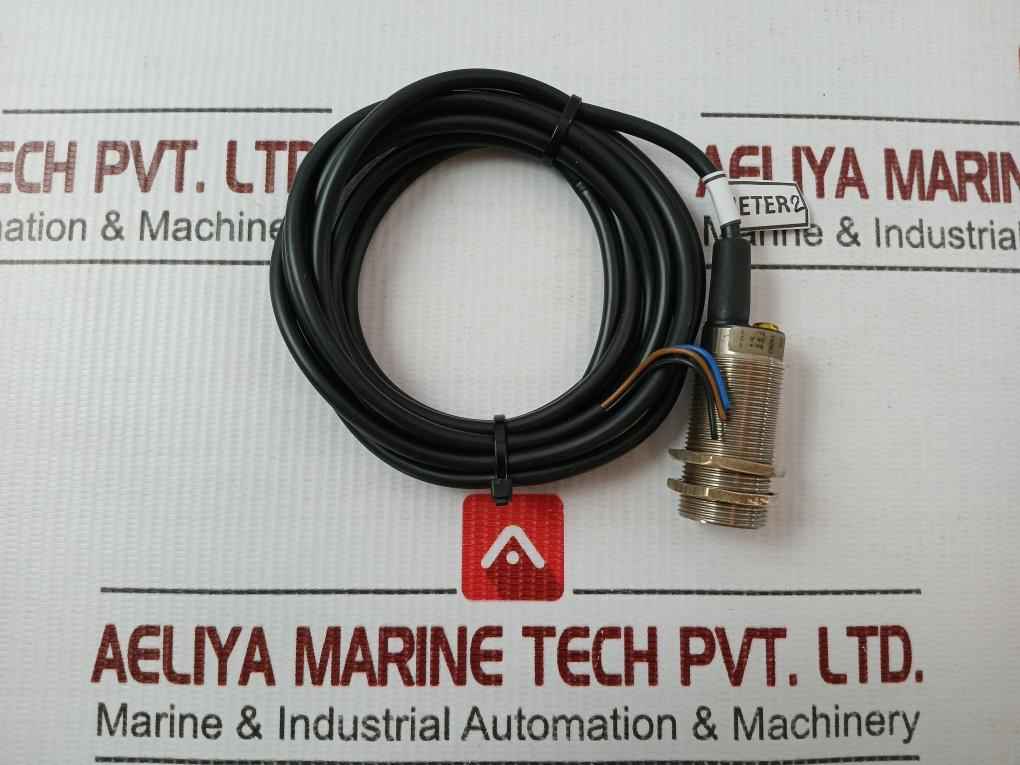 Omron 2 Meter Proximity Switch E2El-x5E2 2M