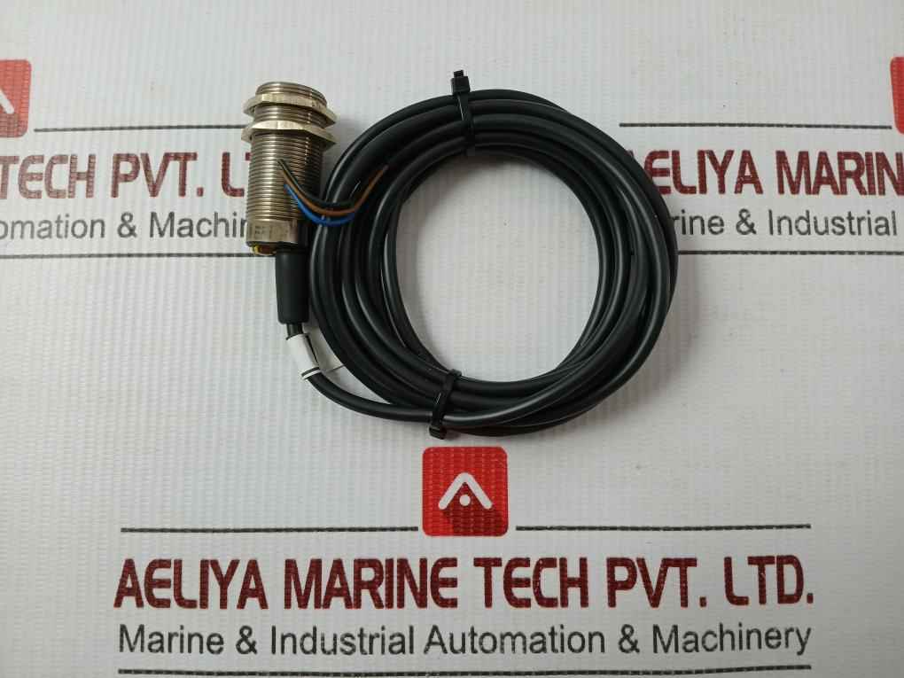 Omron 2 Meter Proximity Switch E2El-x5E2 2M