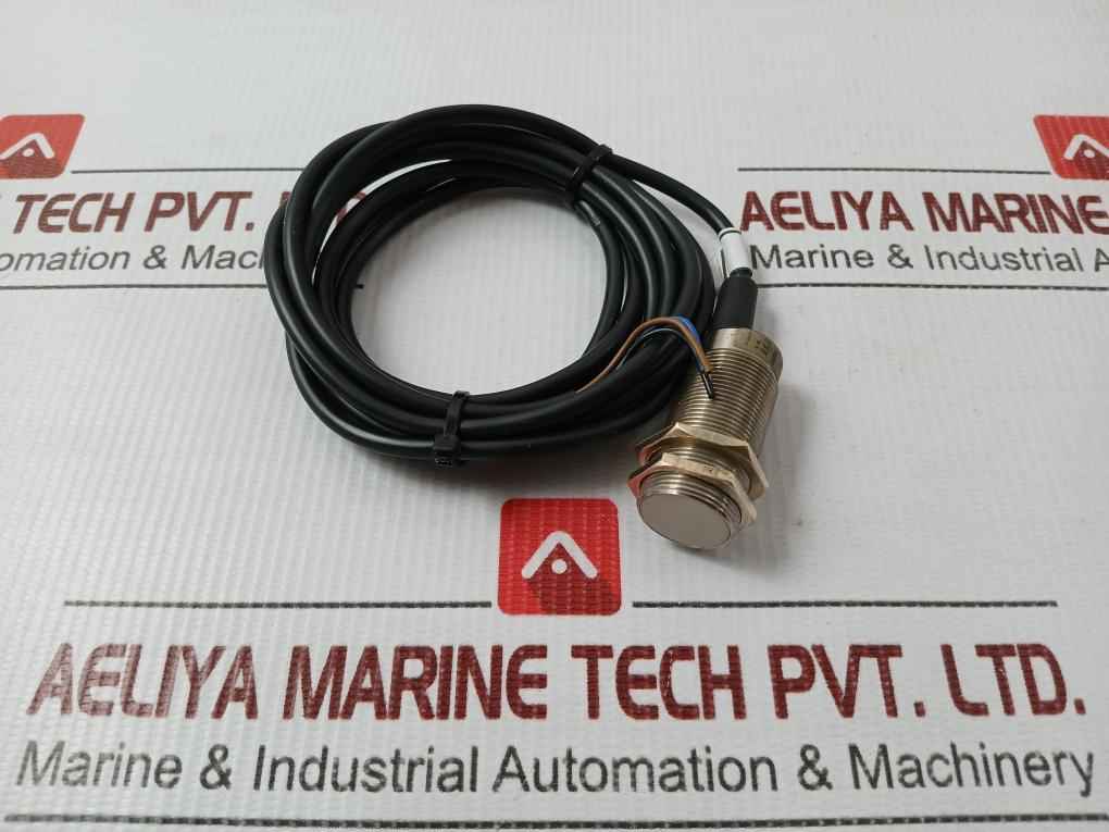 Omron 2 Meter Proximity Switch E2El-x5E2 2M