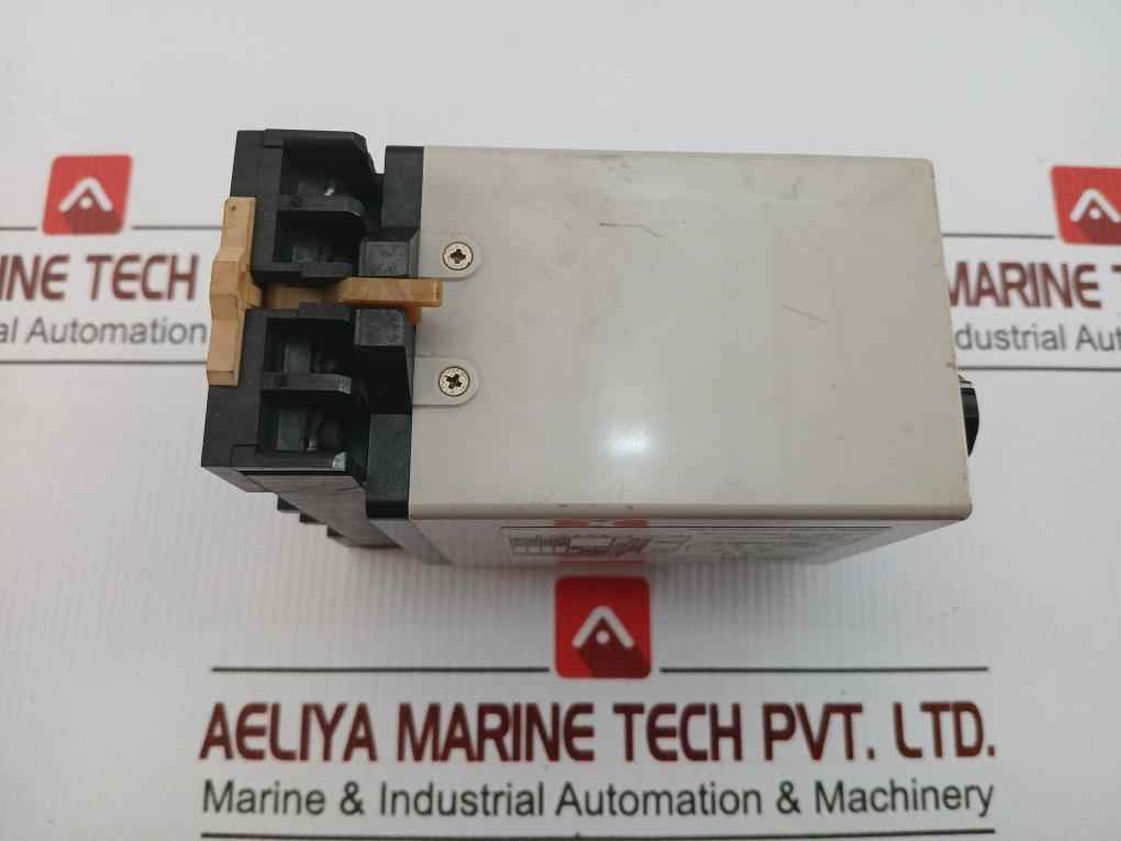 Omron 2A 24Vdc Voltage Sensor Relay Module Sdv-fm6