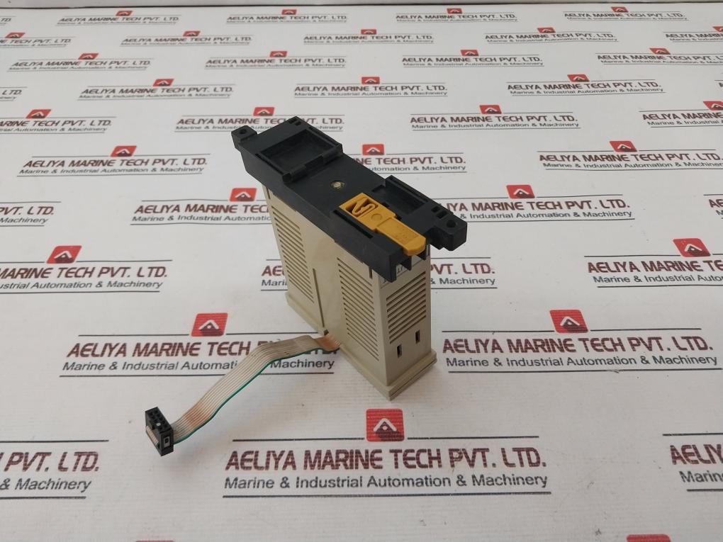 Omron 3G2A3-0C221 Programmable Controller I/O Device 2A 250V Ac Max