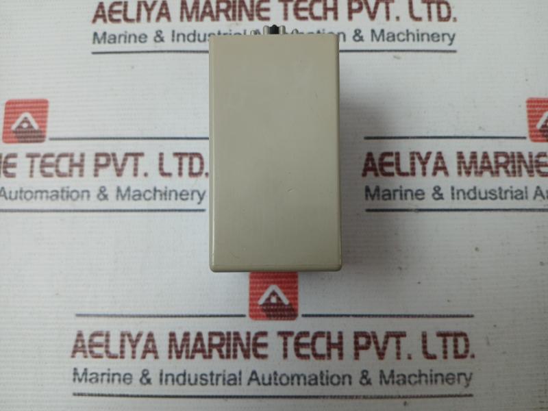 Omron 61F-gp-nt1 Floatless Level Switch 110Vac 50/60Hz