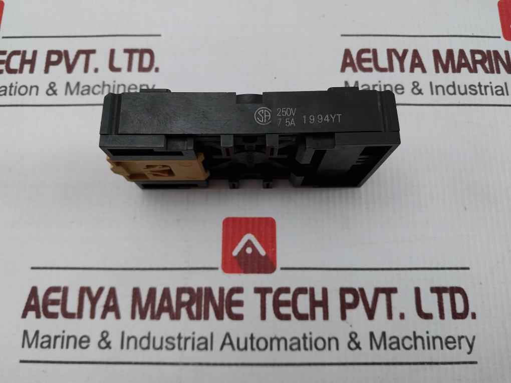 Omron 8Pfa1 Relay Socket Base 250V 7.5A Spr1206