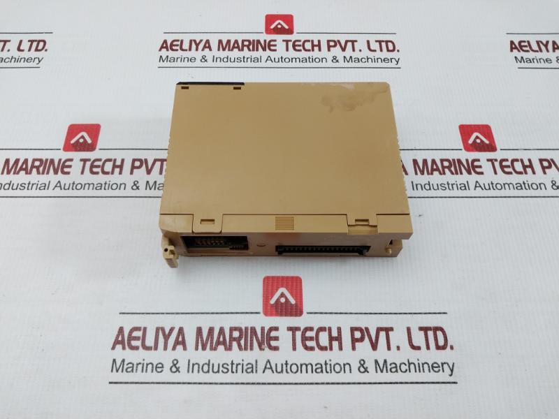 Omron Output Unit 24Vdc Part No C200H-od215