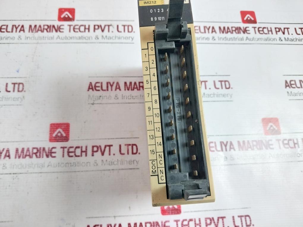 Omron C200h-im212 Input Unit 24vac/dc 7ma Used