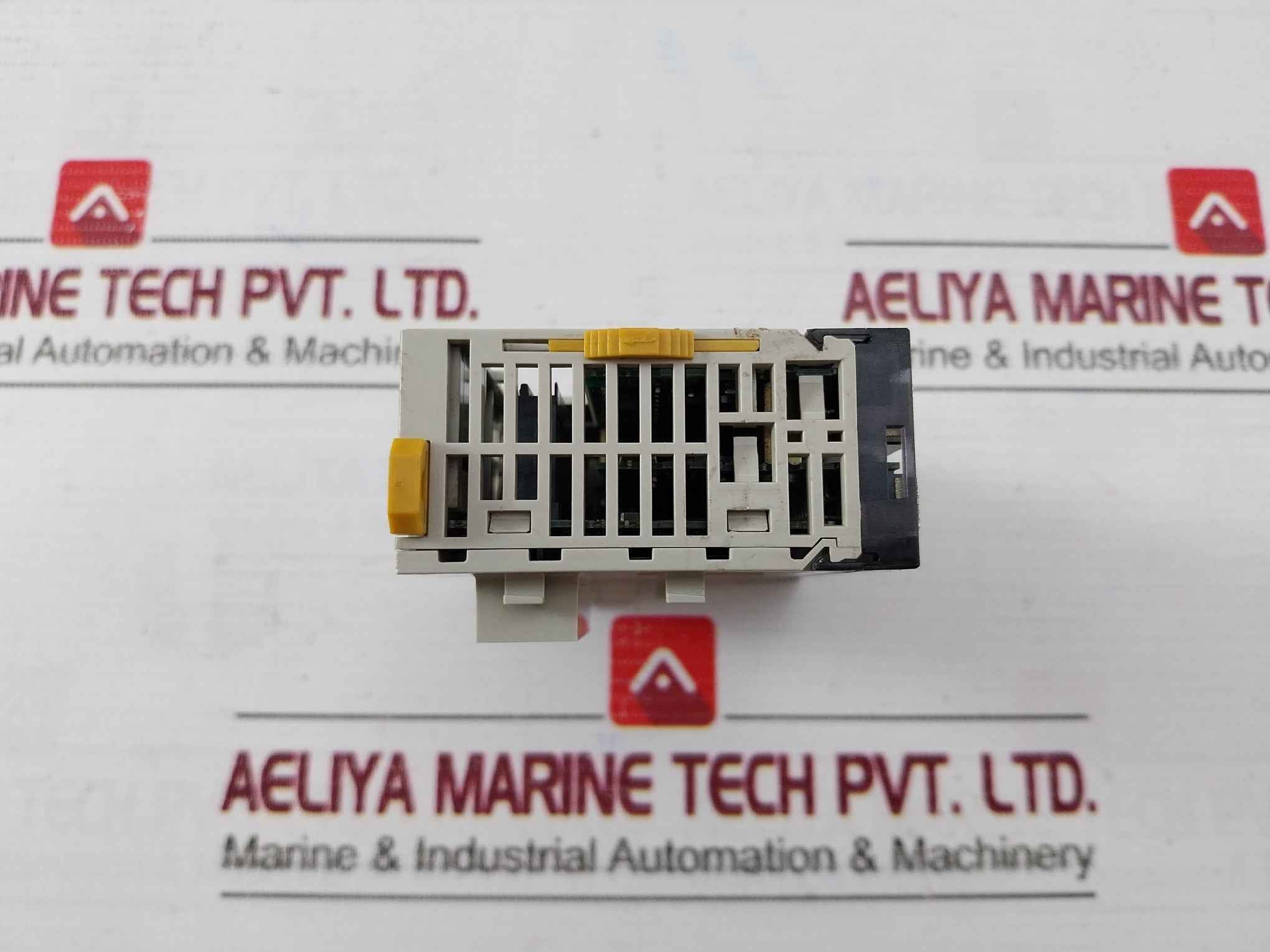 Omron Cj1W-nc413 Nc Unit 24V Dc 16Ma 2.3 94V-0
