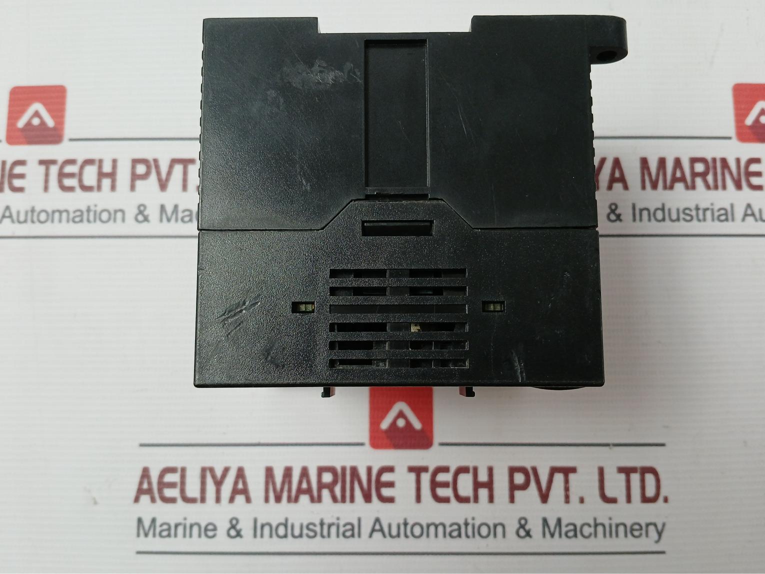 Omron Cp1E-n20Dr-a Plc I/O Module 100-240V Ac 50/60Hz 25Va E229703