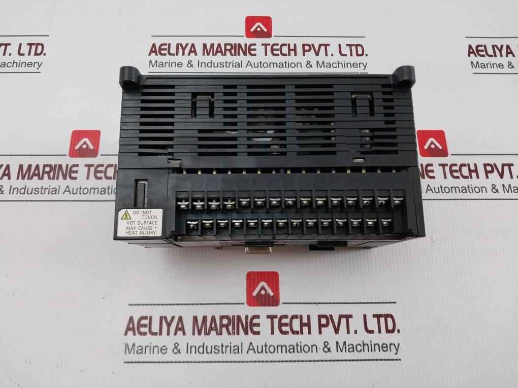 Omron Cp1H-x40Dr-a Plc Module 100-240V Ac, 50/60Hz