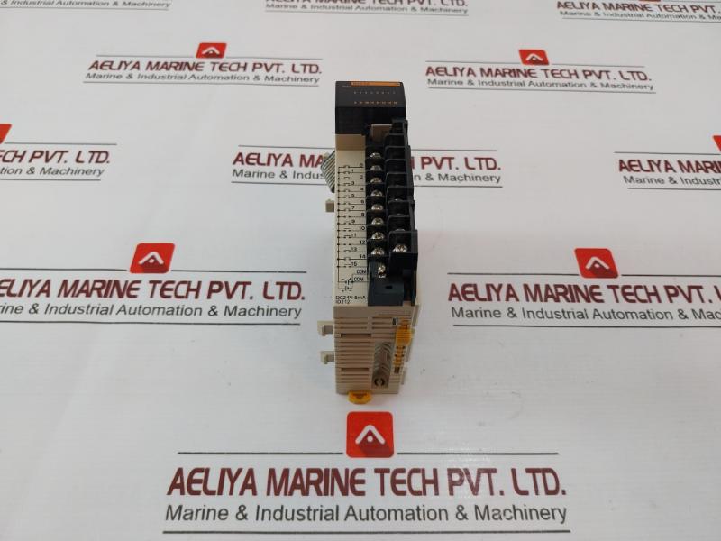 Omron Cqm1-id212 Plc Input Unit 24Vdc 6Ma 02901075