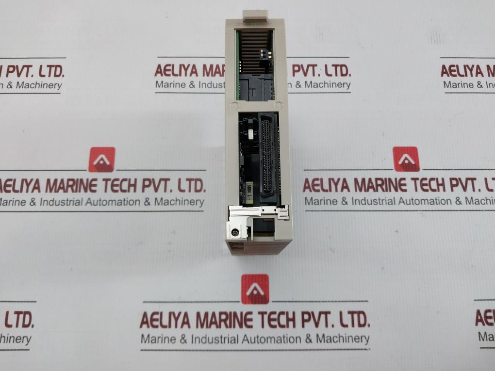 Omron Cs1W-sp001, Cs1D-pa207R Plc System 8 Points Cs1W-ad081-v1