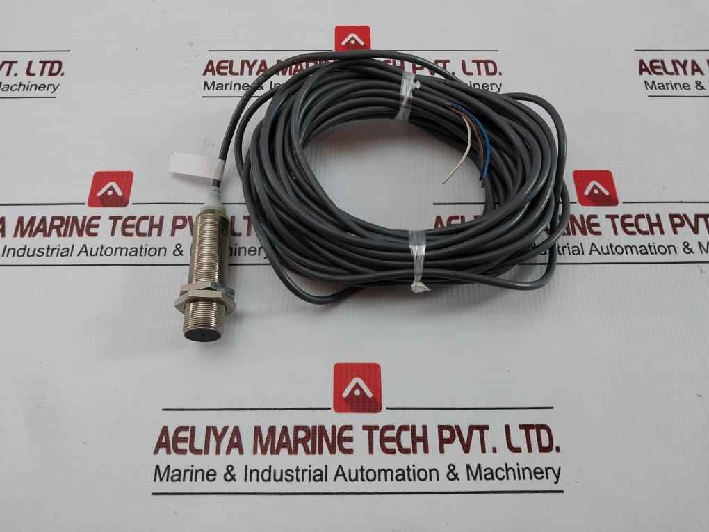 Omron Cylindrical Proximity Sensor E2A-m18Ls08-wp-b3 10-meter 12 To 24Vdc