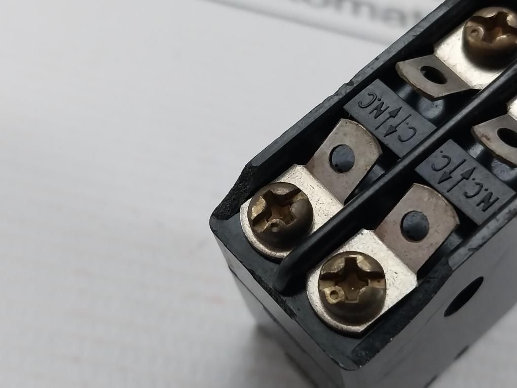 Throw Basic Switch Dz-10Gw22-1A Omron