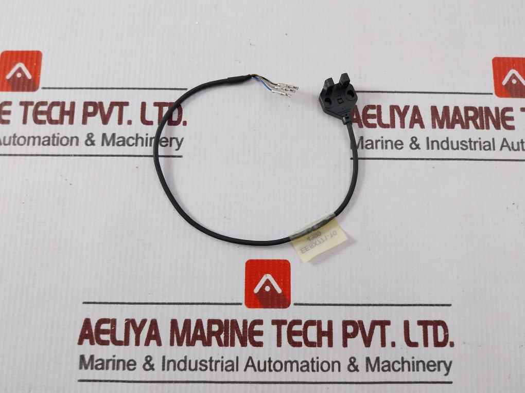 Omron Eesx771-10 Optical Slot Switch Photoelectric Sensor