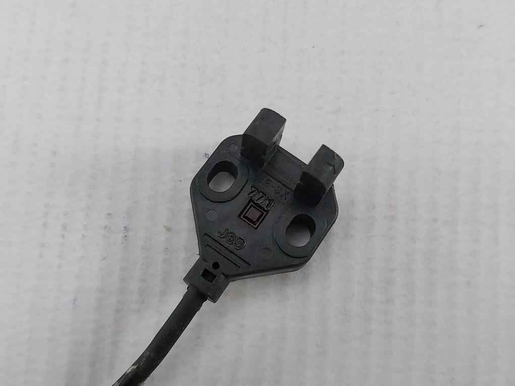 Omron Eesx771-5 Switch Optical Slotted Robothomey Photomicrosensor
