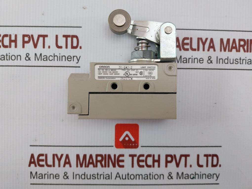 Omron Enclosed Limit Switch Ze-qa2-2 10A 250Vac