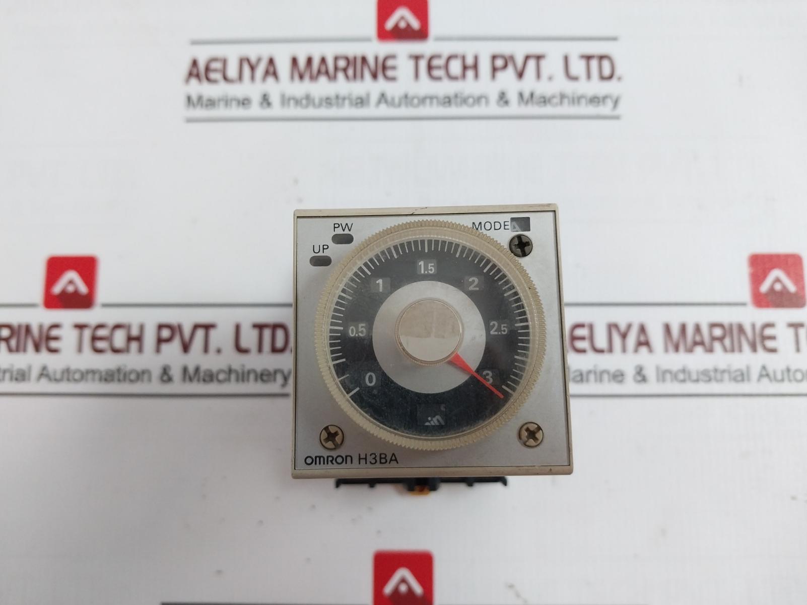 Omron H3Ba-n Solid-state Timer 24 Vdc 5A 250Vac