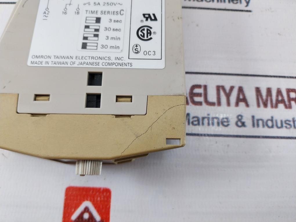 Omron H3D Timer Ser C 250V 50/60Hz 24V