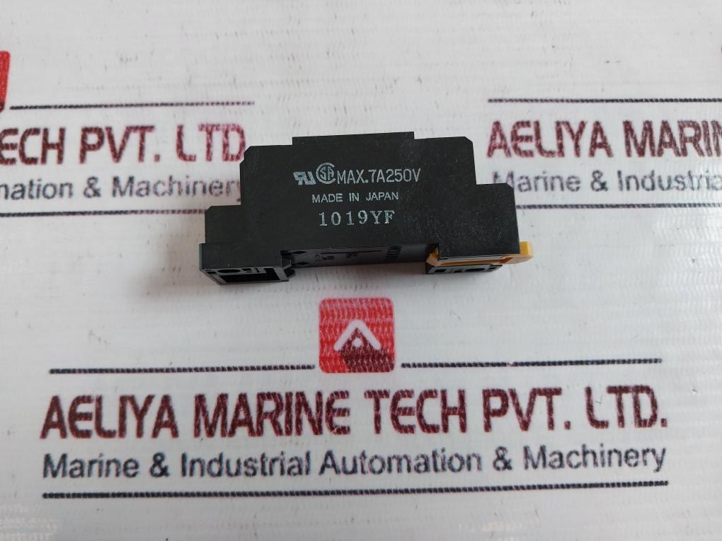 Omron H3y-2 Timer Relay With Base Gb14048.5
