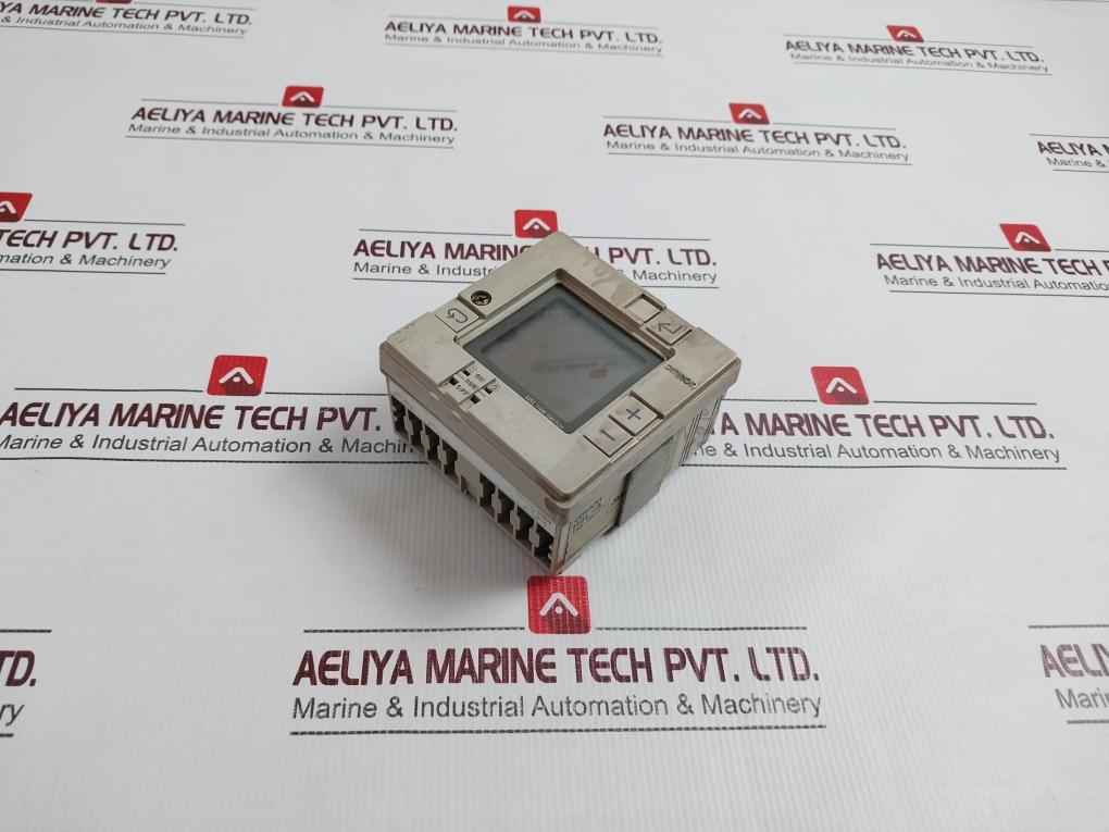 Omron H5L-a Time Switch 15A 125Vac Resistive Load 50/60Hz