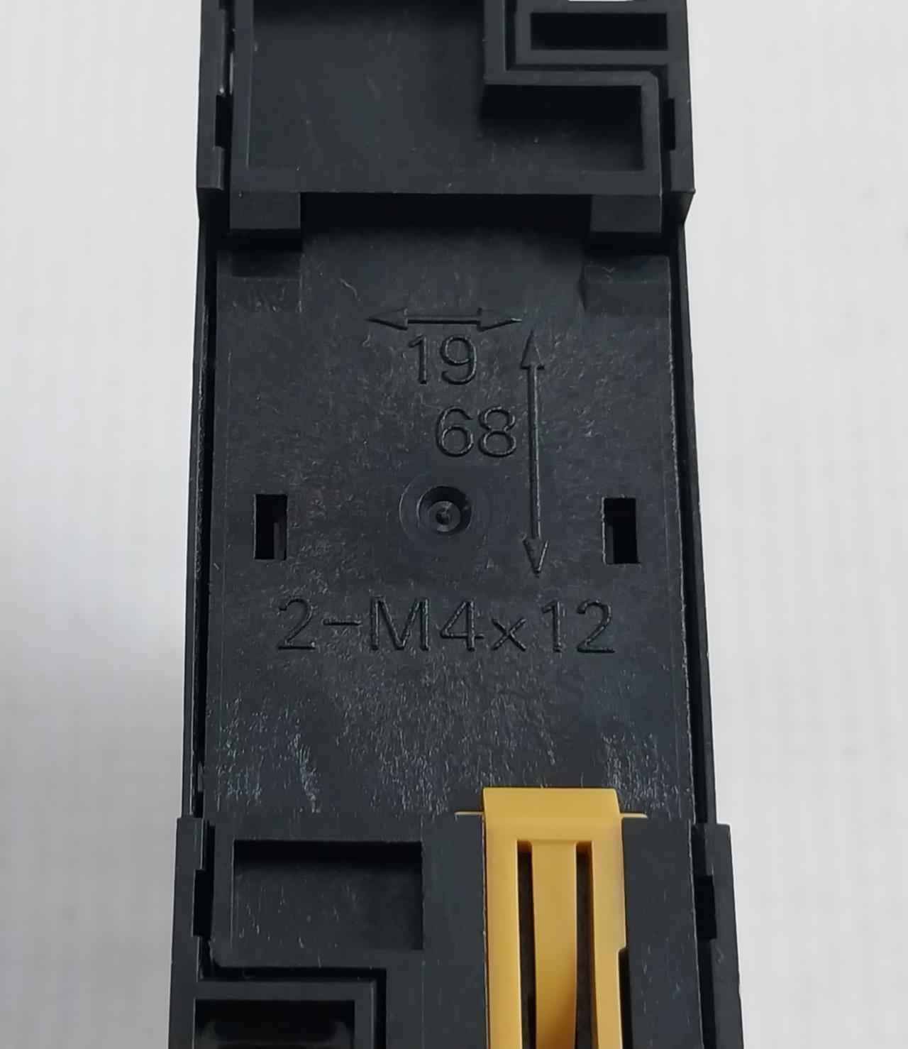 Omron Ly2-d Power Relay With Base 10A 250Vac~