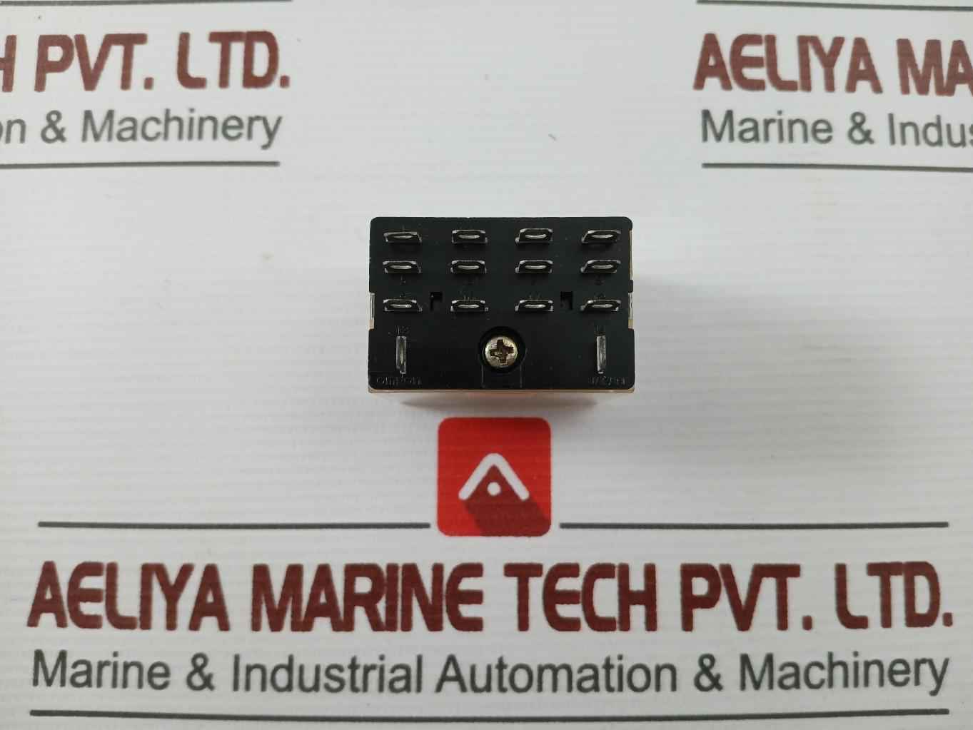 Omron Ly4N General Purpose Relay 100/110 Vac