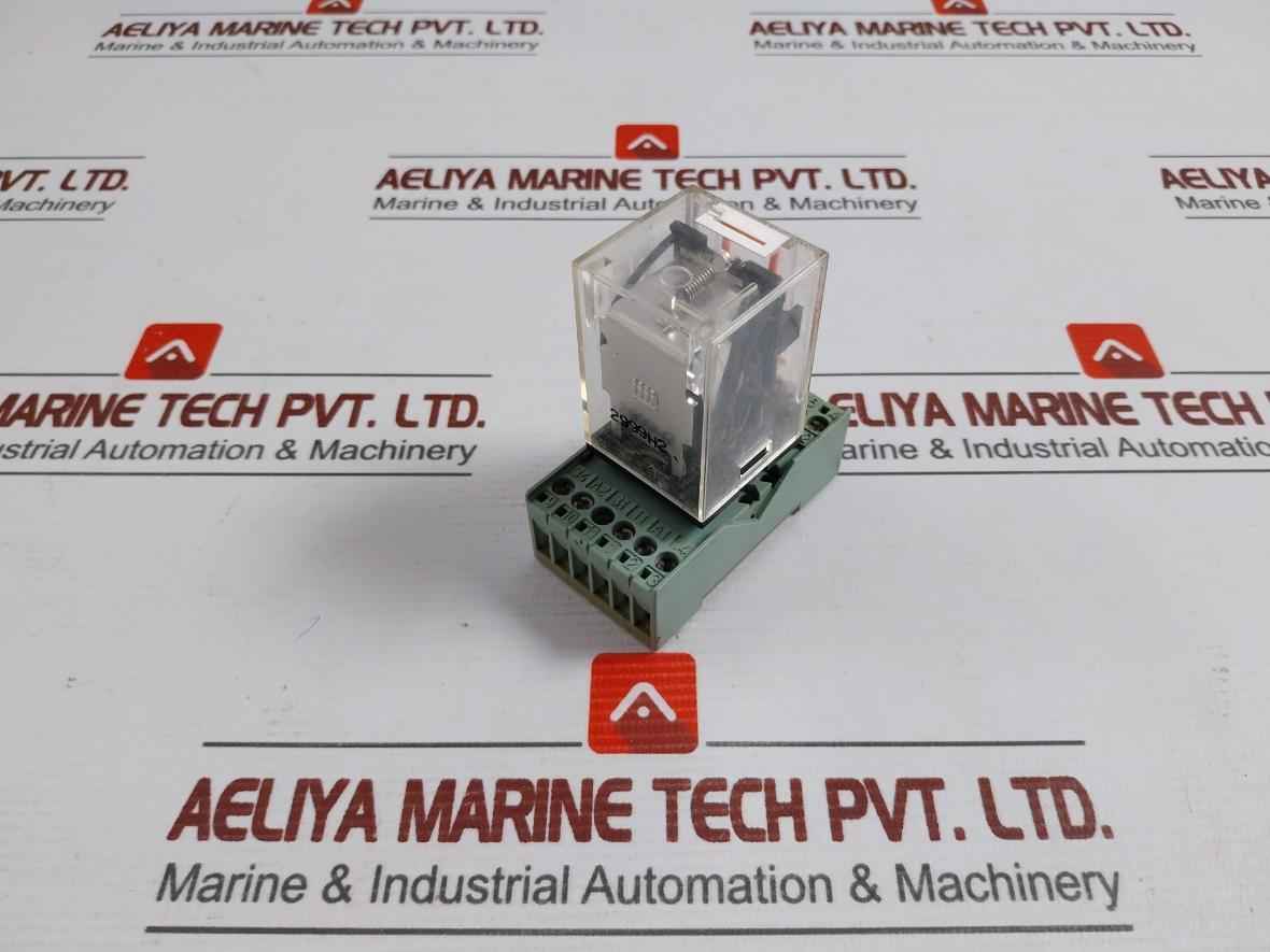 Omron Mk3P5-s Relay Socket 250Vac/28Vdc 10A Res