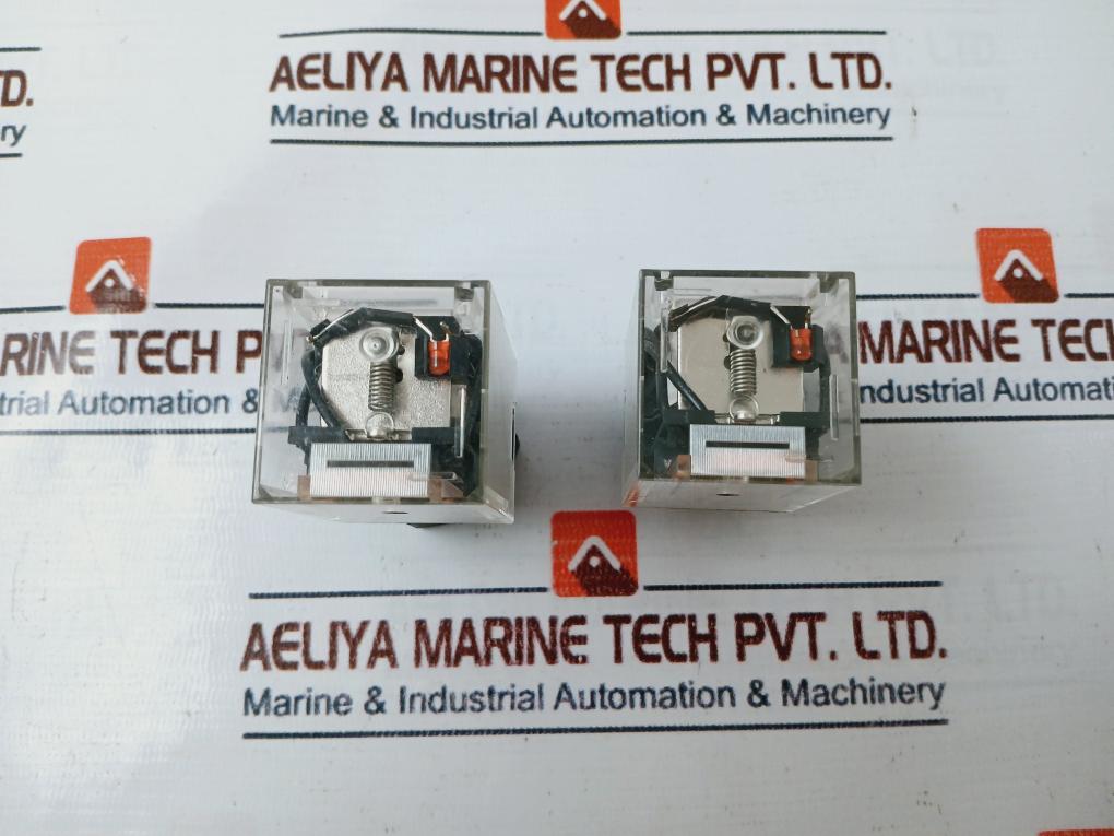 Omron Mk3Pn-5-s Relay 110Vac