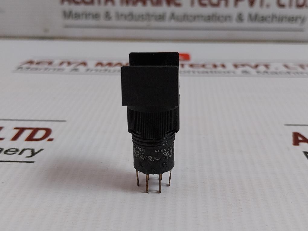 Omron Momentary Panel Switch 0.5A 250Vac A3Cj-7011