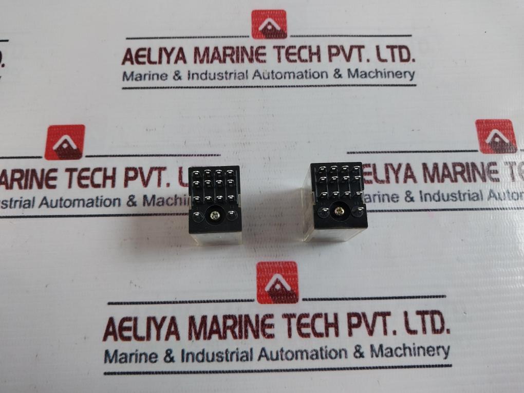 Lot of 2X Omron My414n Power Relay 5a 240vac