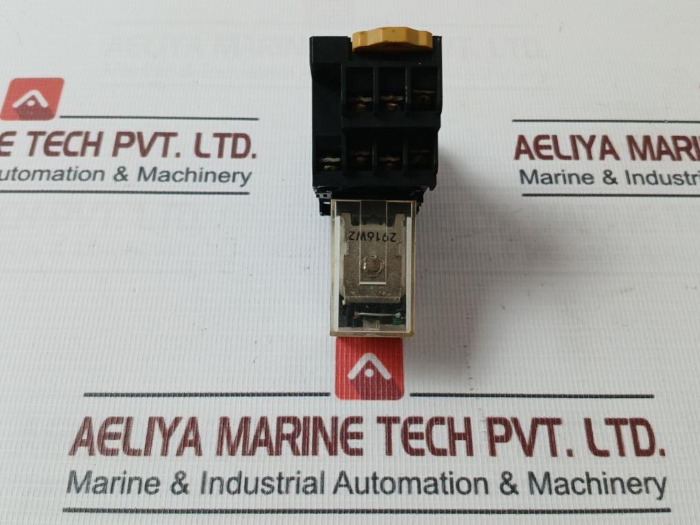 Omron My4I4N Power Relay W/ Socket Pyf14A-e 5A 240Vac 24V Dc
