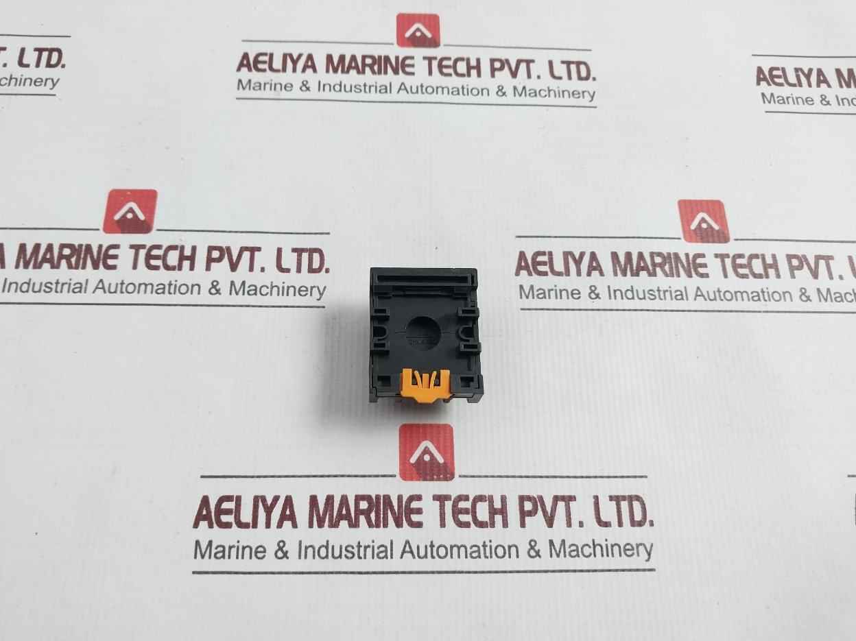 Omron Pf113A Relay Socket
