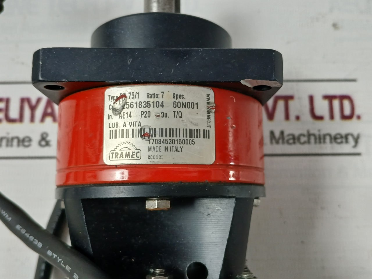 Omron R88M-g40030H-s2 Ac Servo Motor 0.4 Kw 200 Hz Ratio 7