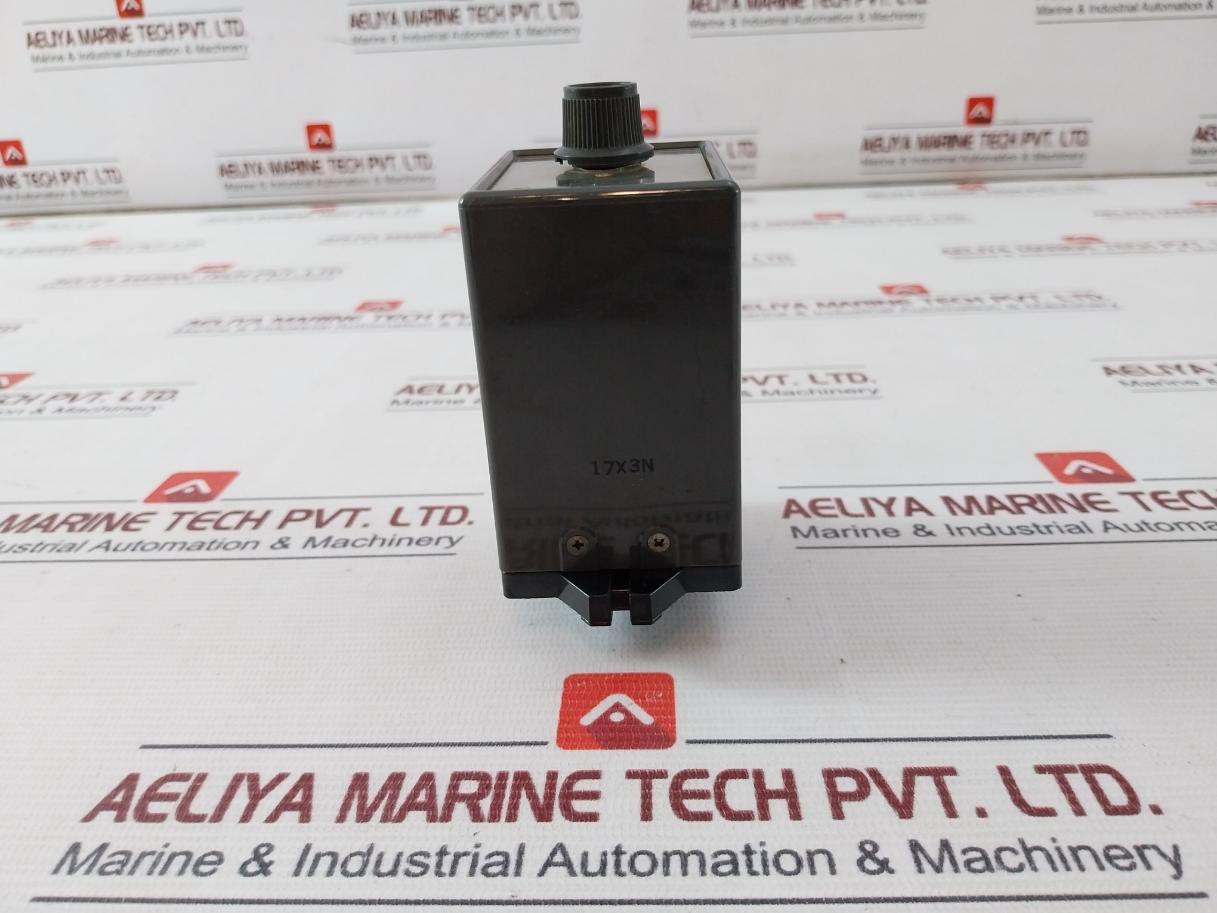 Omron Stp-nm Subminy Timer 0-36Sec 250Vac 50/60Hz 17X3N