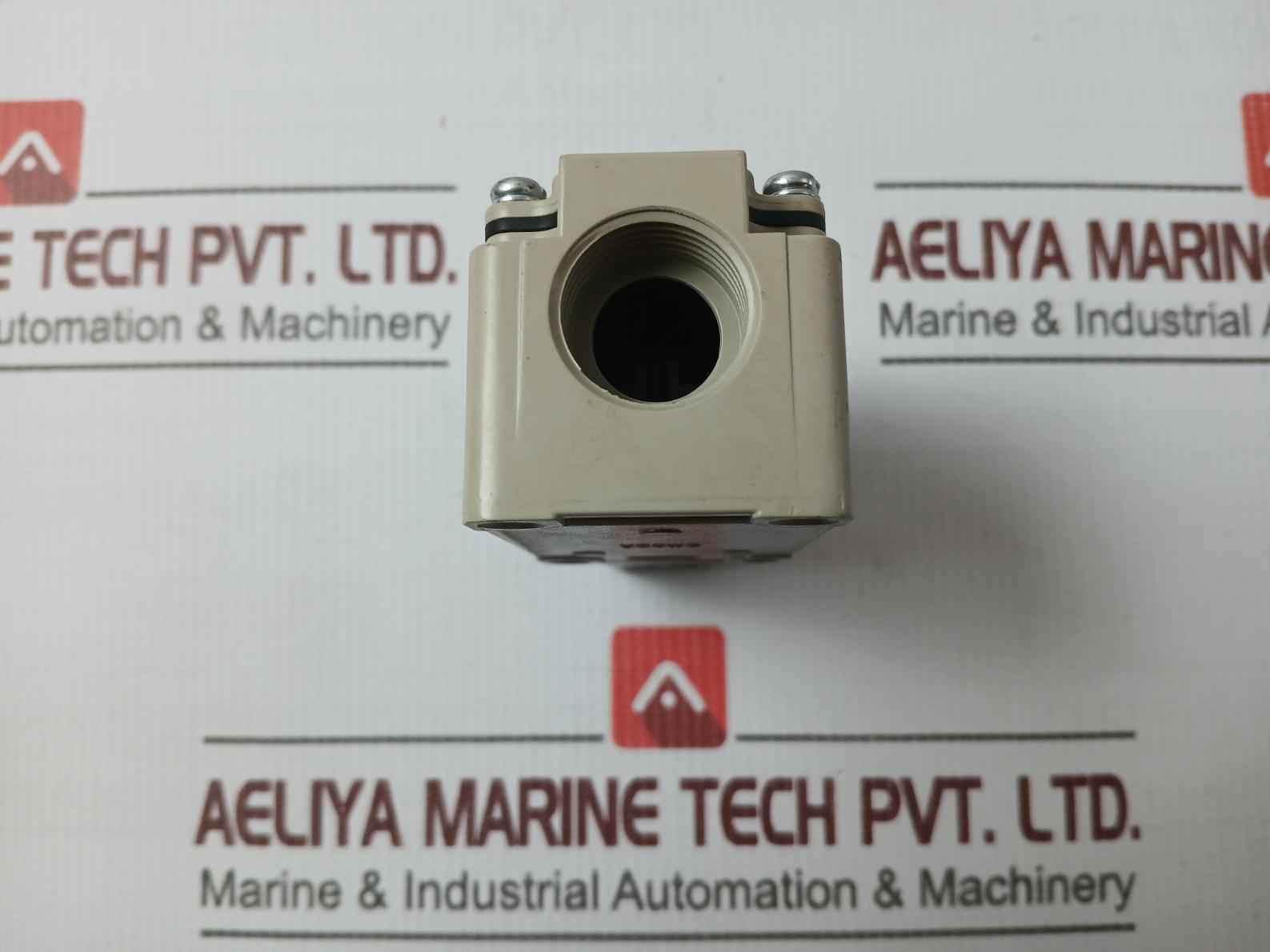 Omron Wlca2-2-n Series Plunger Limit Switch 2A 250Vac